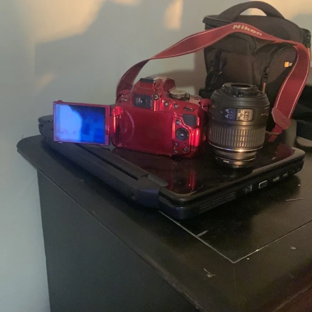 Digital camera / video